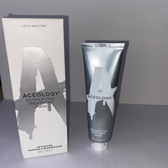 Aceology Detoxifying Treatment Mask - Picture 2 of 5